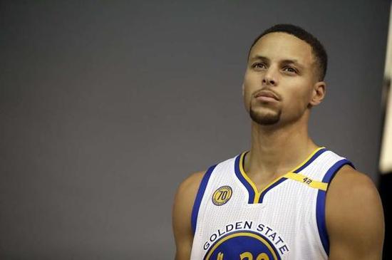 国米vs科莫：劳塔罗搭档小图拉姆，恩里克、巴雷拉出战（国米迎战科莫：劳塔罗联手小图拉姆，恩里克与巴雷拉出战）