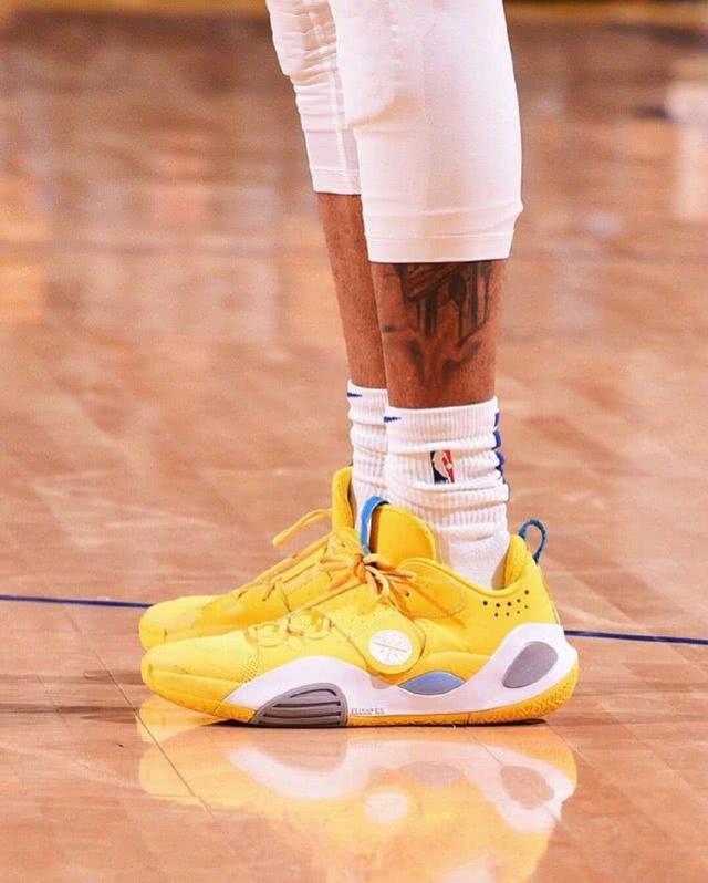 赫拉芬贝赫：我希望能继续和萨拉赫踢球，不知道未来会发生啥（赫拉芬贝赫：盼与萨拉赫继续并肩作战，未来走向尚未可知）