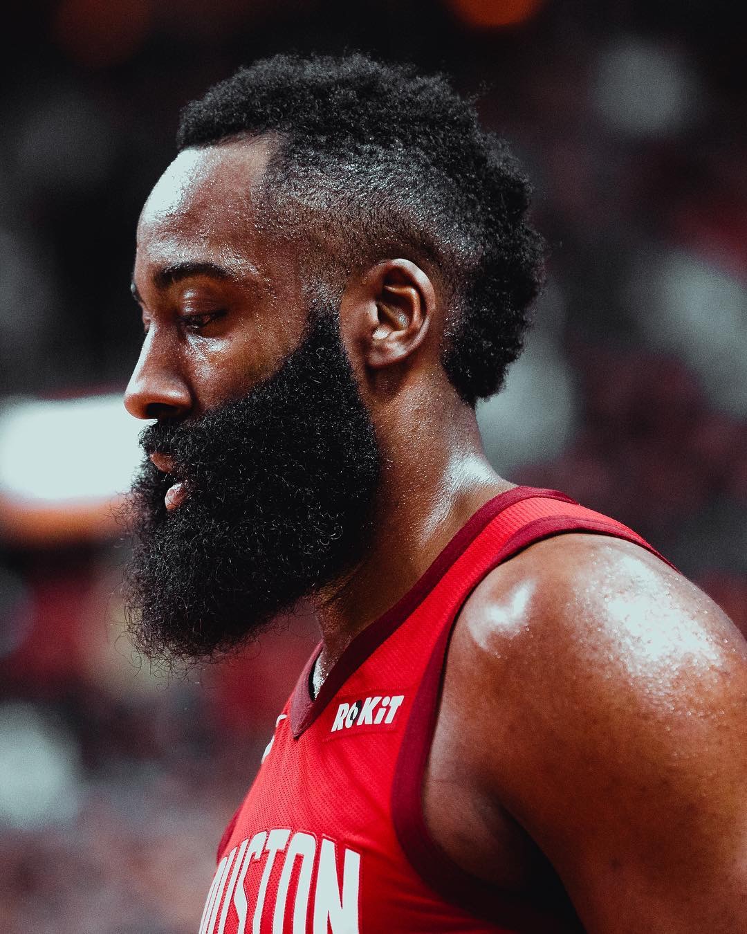 韩国中场控制力依旧可怕（韩国队中场掌控力仍然惊人）