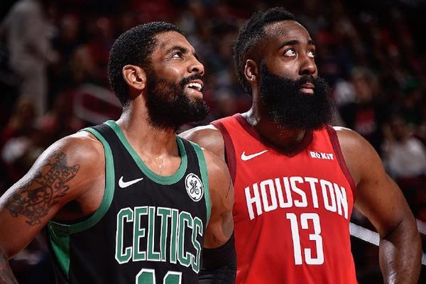 官方：库拉索主帅艾德沃卡特因家事暂离球队，由助教率队迎战牙买加（库拉索官宣：主帅艾德沃卡特因家事暂时离队，助教将带队战牙买加）