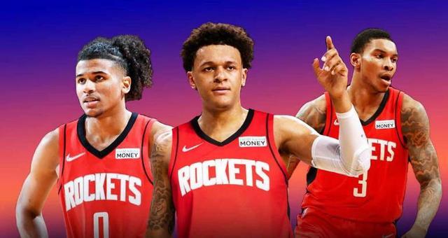 罗马诺：曼城在关注费耶诺德右后卫里德，拜仁也对他有意（罗马诺：费耶诺德右后卫里德获曼城考察，拜仁同样关注）