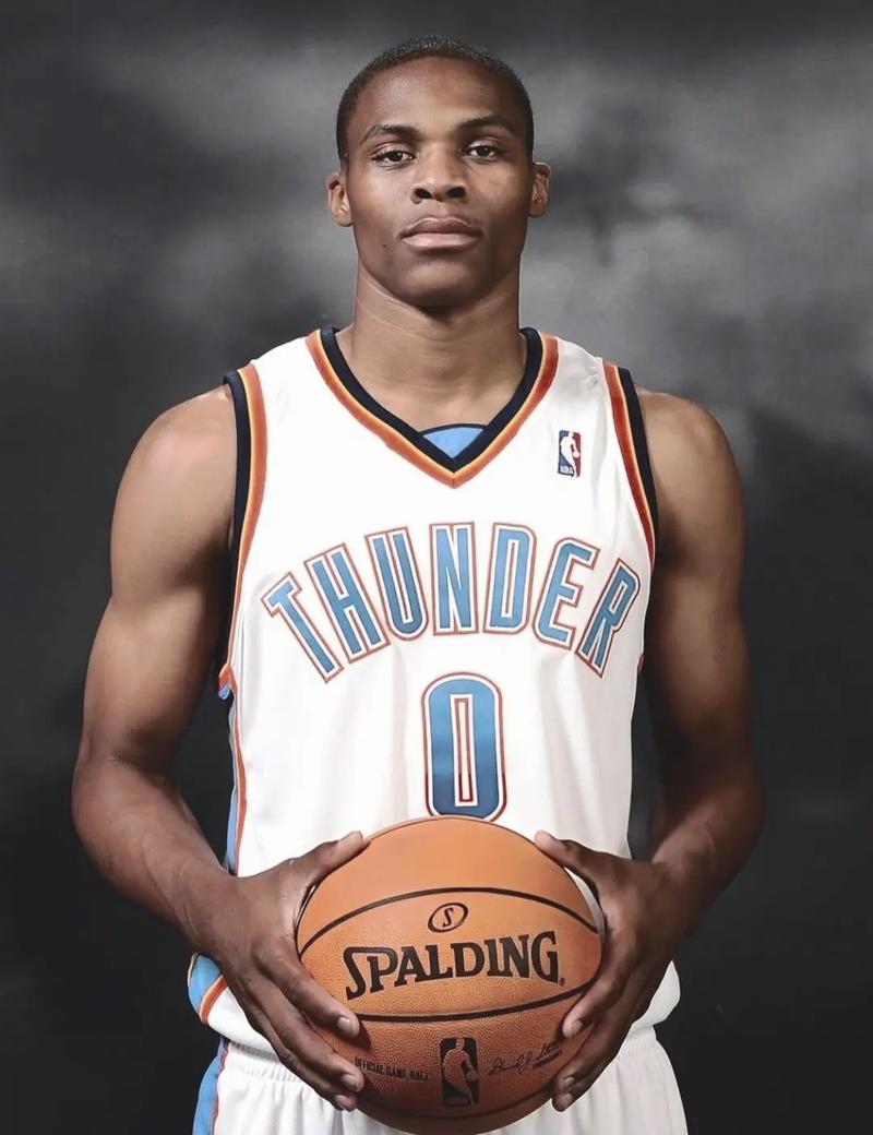 利物浦头号球星萨拉赫与主教练关系破裂，球队会如何处理这两人？（萨拉赫与主帅关系决裂，利物浦将作何应对？）