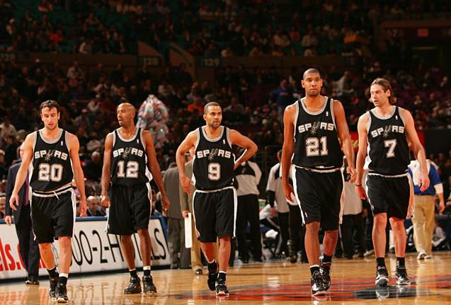 孔帕尼：卡尔能否和梅西相比？我们只想让他成为最好的卡尔（孔帕尼：卡尔能否与梅西比肩？我们只希望他做最好的卡尔）